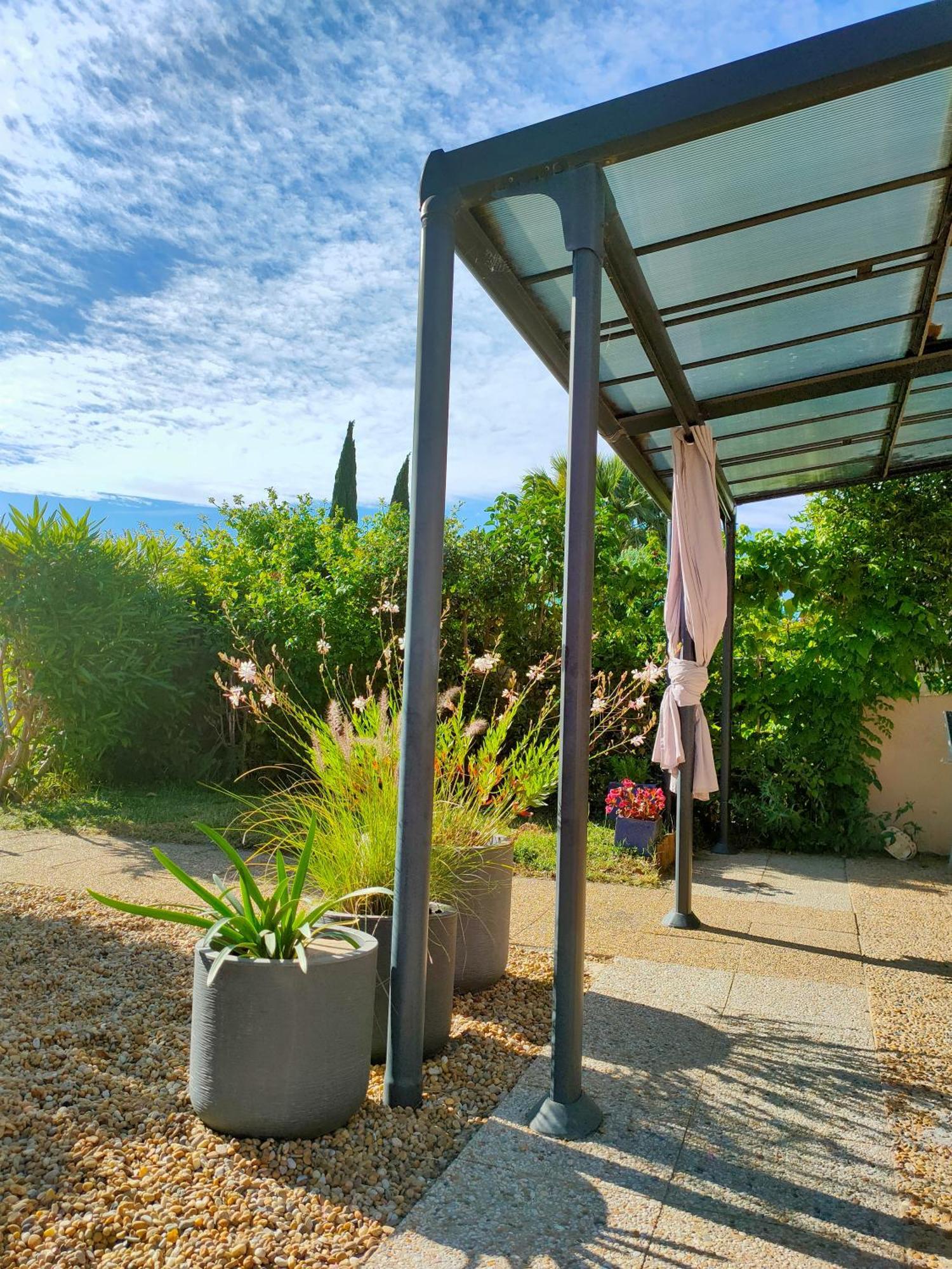 Le Mazet Sooksabai, Confort, Charme Et Decouverte En Petite Camargue Saint-Laurent-dʼAigouze Eksteriør bilde